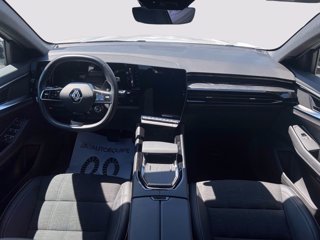 RENAULT Austral 1.2 E-Tech full hybrid Iconic 200cv auto