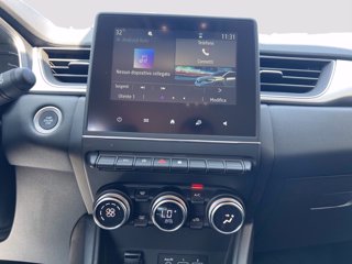 RENAULT Captur 1.6 E-Tech hybrid Intens 145cv auto