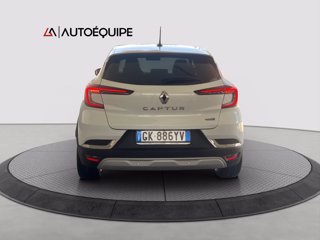 RENAULT Captur 1.6 E-Tech hybrid Intens 145cv auto