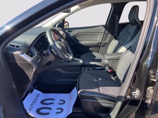 RENAULT Captur 1.6 E-Tech hybrid Intens 145cv auto