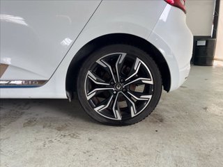 RENAULT Clio 1.6 E-Tech hybrid Serie limitata 140cv auto