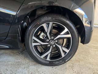 TOYOTA Yaris 1.5h Trend