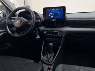 TOYOTA Yaris 1.5h Trend