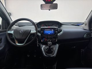 LANCIA Ypsilon 1.0 firefly hybrid Platino s&s 70cv