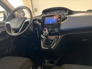 LANCIA Ypsilon 1.0 firefly hybrid Platino s&s 70cv